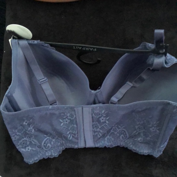 Parfait bra with lace accents - Picture 2 of 2